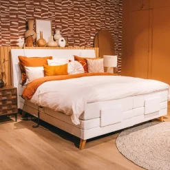Boxsprings< Elektrische Boxspring Madrid Naturel - 180x200 cm