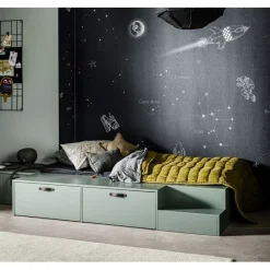 Eenpersoonsbedden<VTwonen Bed Stage Groen - 80x200 cm