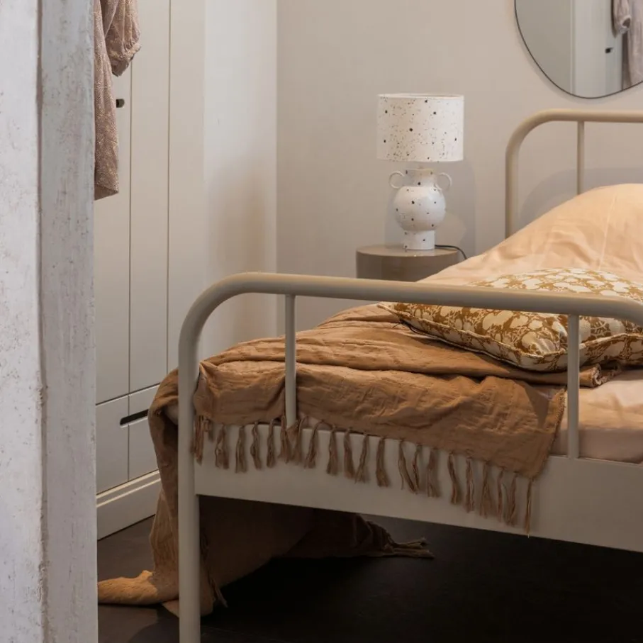 Eenpersoonsbedden<WOOOD Bed Mata Zand - 90x200 cm