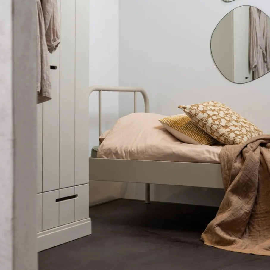 Eenpersoonsbedden<WOOOD Bed Mata Zand - 90x200 cm