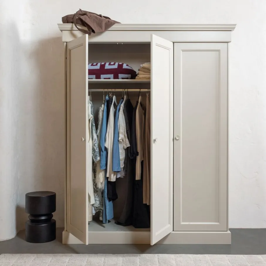 Kledingkasten<WOOOD Kledingkast Olivia Dust - 171x212x63 cm